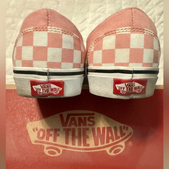 Vans Pink Checkered Slip-On Shoes - Asher - Picture 5 of 15